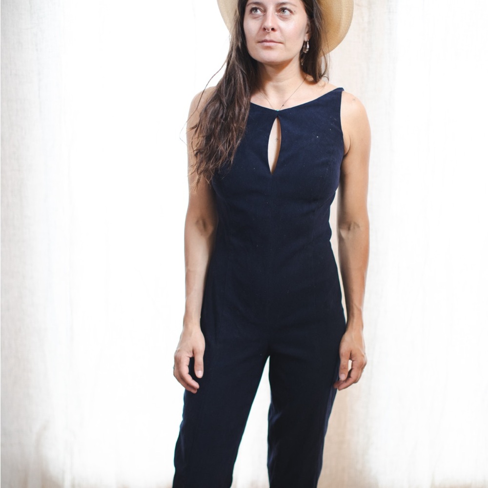 Elegant dark blue velvet Jumpsuit